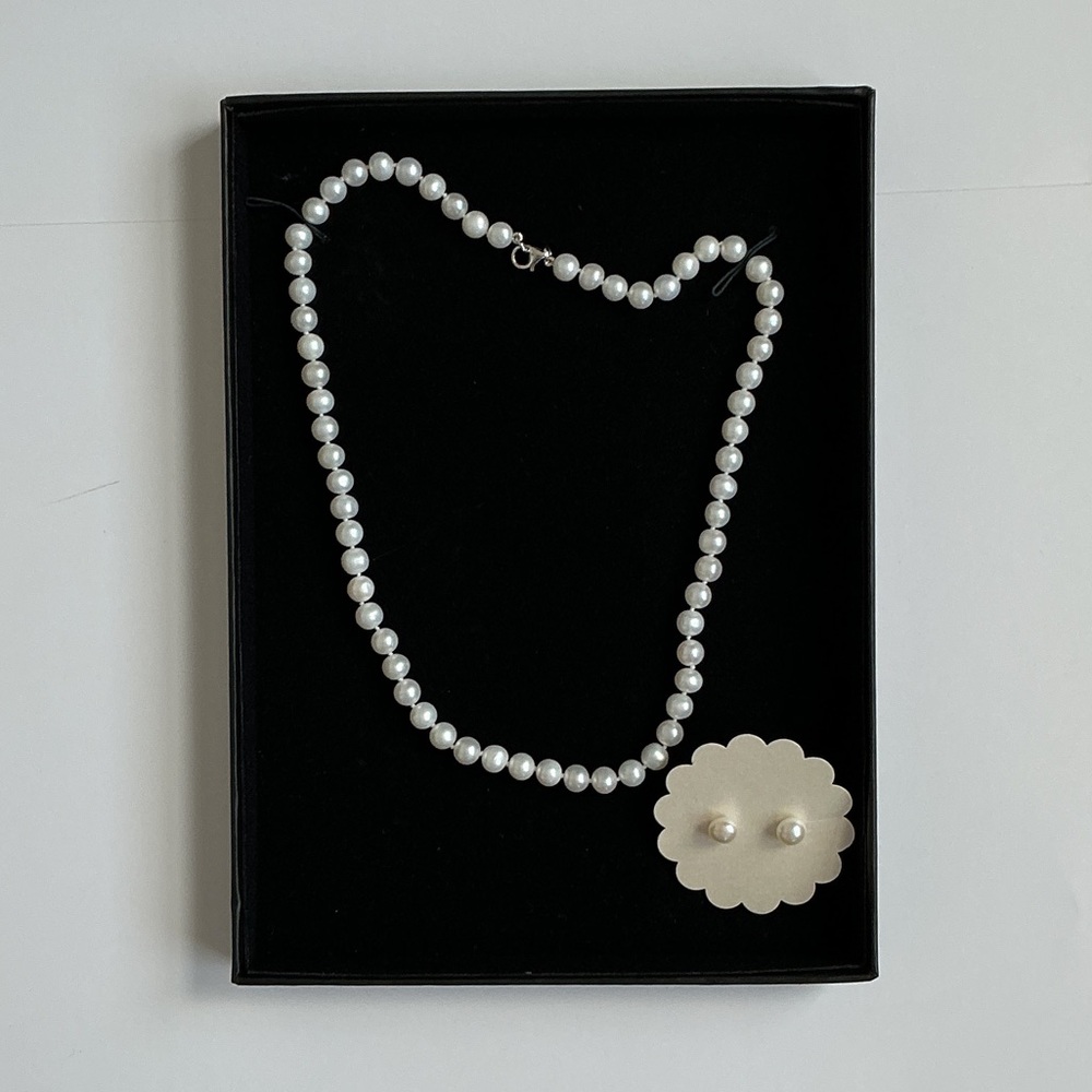 Classic White Pearl Necklace and Earring Set